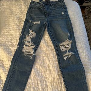 American Eagle ripped jeans like new!!